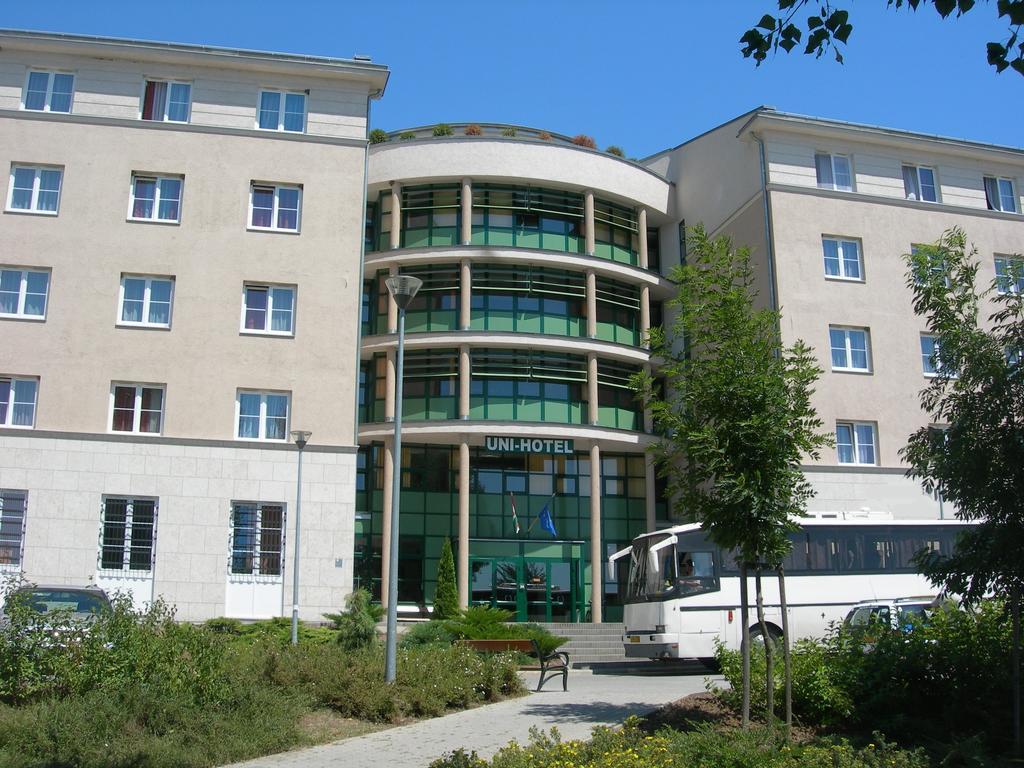 Uni-Hotel Diákotthon Miskolc Exterior foto